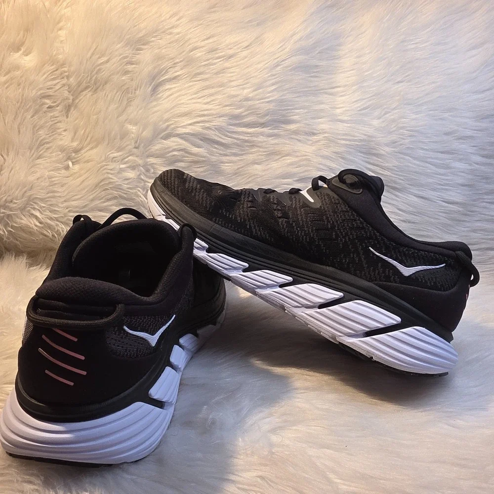 Men's Running Shoes HOKA One One Gaviota 4 Black White Size 10D 1123198 BWHT